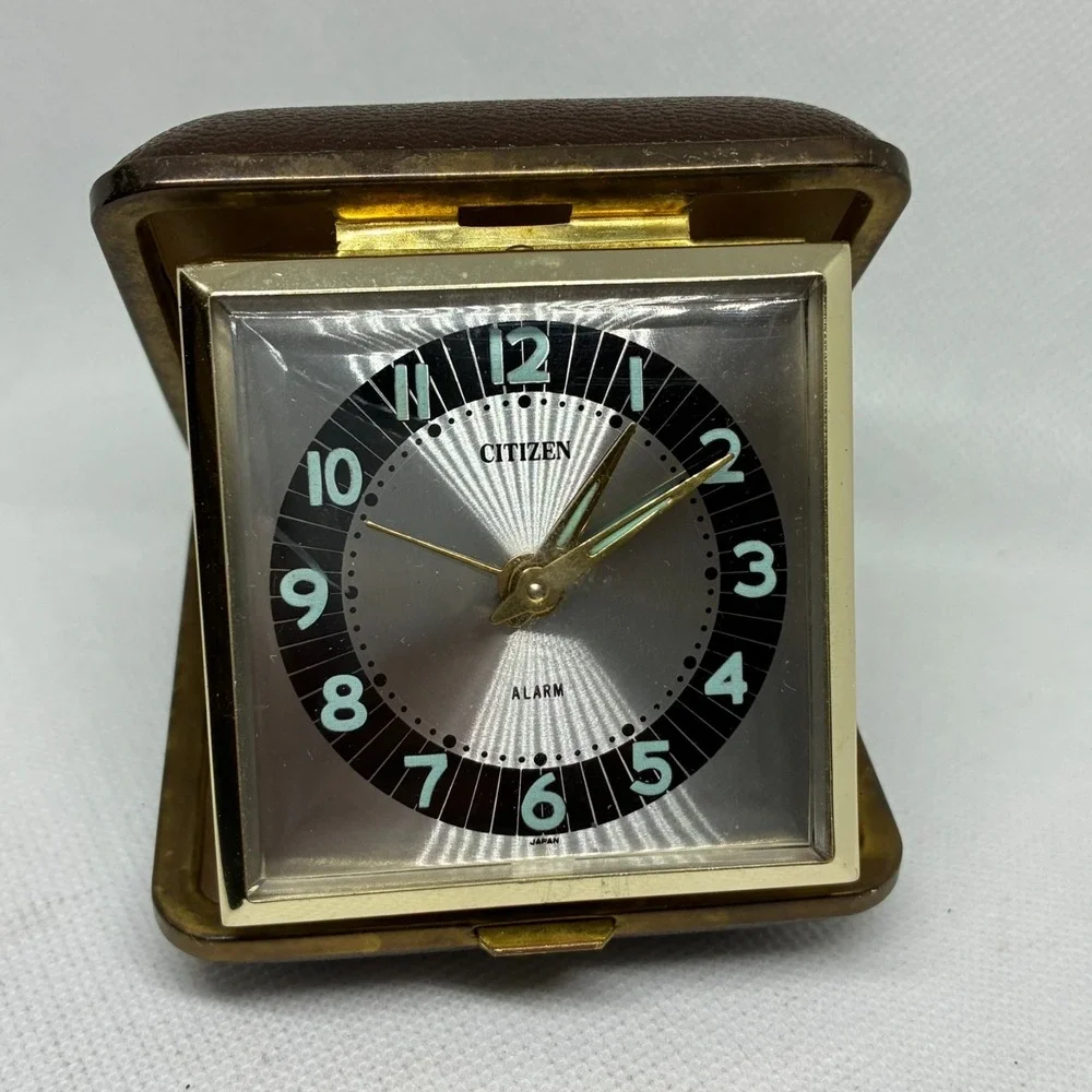 Vintage Citizen Travel Clock 2 Jewels Mechanical Wind-Up Brown Case